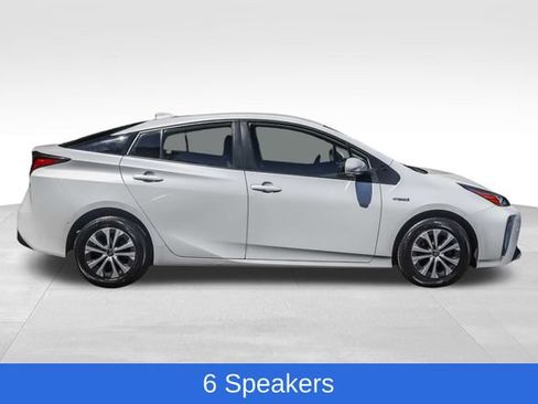 Used 2022 Toyota Prius LE AWD/4WD image 4
