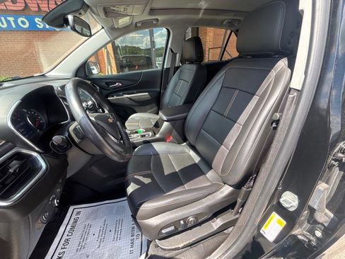 Used 2022 Chevrolet Equinox Premier AWD/4WD image 17