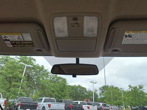 Used 2012 Toyota RAV4 4WD w/ Value Pkg image 28