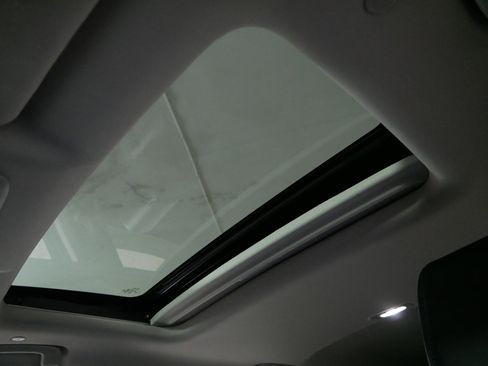 Used 2024 Honda CR-V EX-L image 31