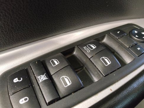 Used 2019 Dodge Journey SE w/ Connectivity Group image 27