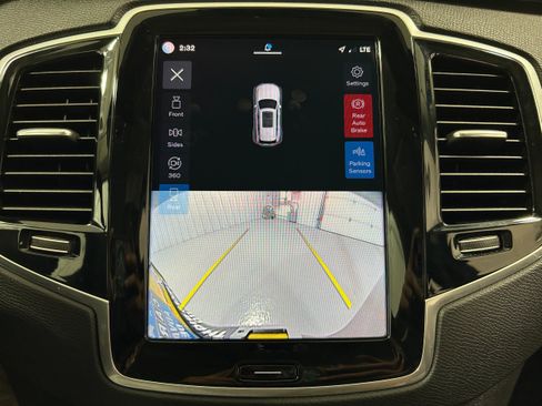 Used 2023 Volvo XC90 T8 Plus w/ Protection Package Premier AWD/4WD image 9