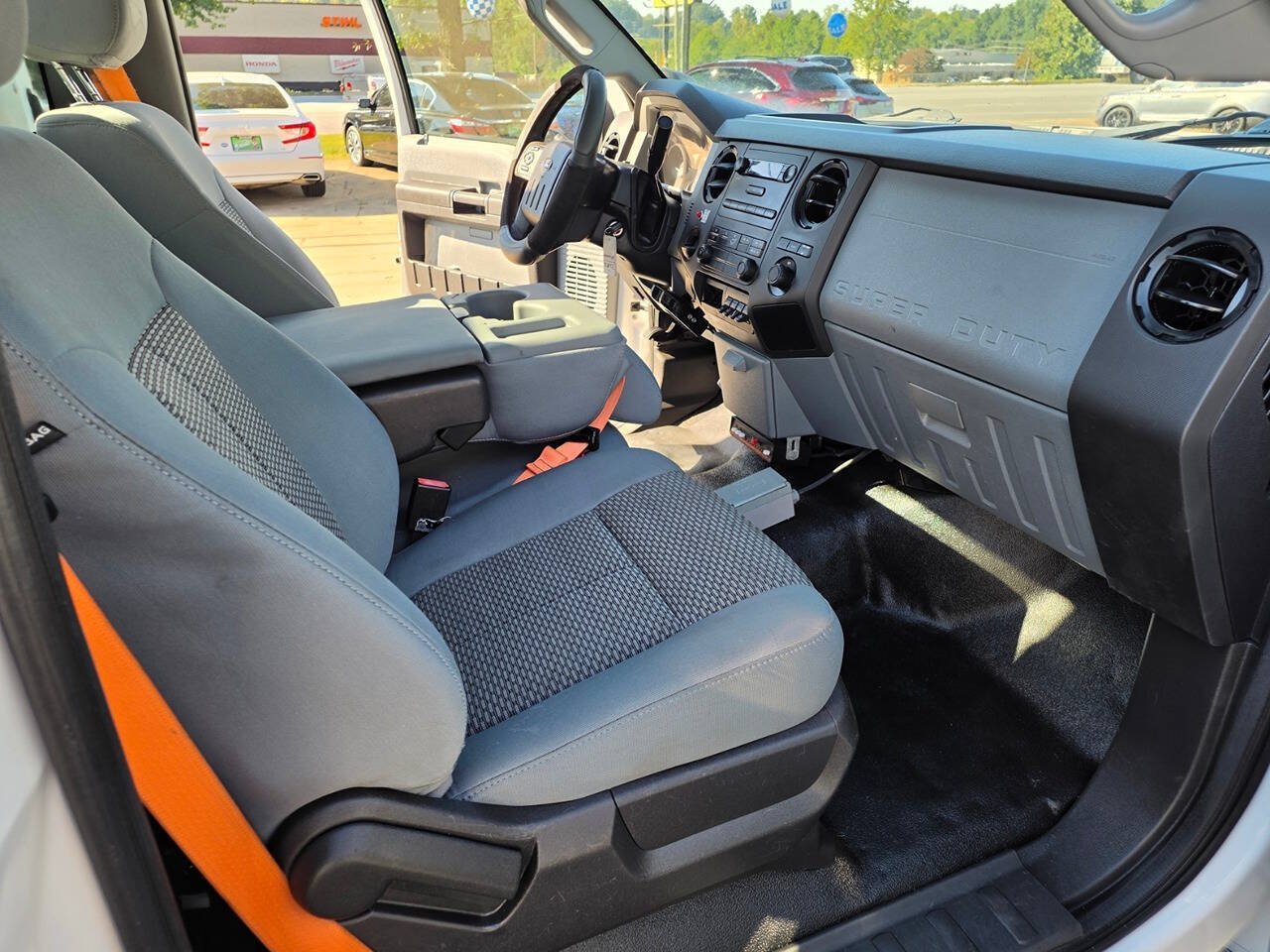 Used 2014 Ford F450 XL w/ Power Equipment Group RWD image 21