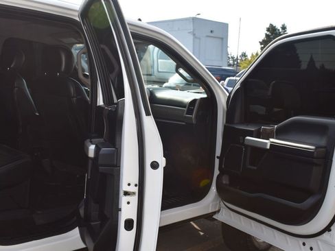 Used 2019 Ford F250 Lariat w/ Lariat Value Package image 13