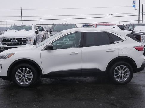 Used 2022 Ford Escape SE w/ Cold Weather Package image 7