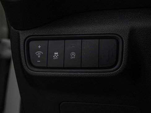 Certified 2024 Kia Soul LX w/ Option Group 015 image 21