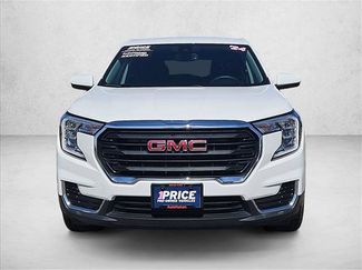 Used 2024 GMC Terrain SLE video 2