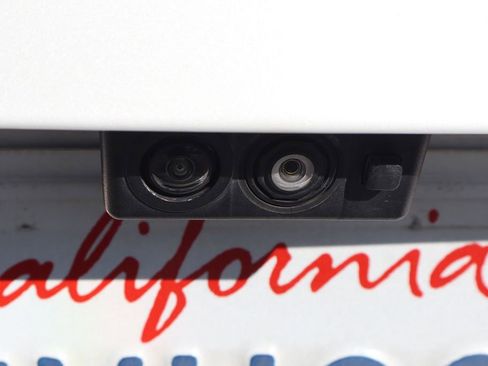 Used 2017 Cadillac Escalade ESV Platinum image 53