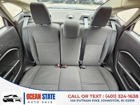Used 2015 Ford Fiesta SE image 14