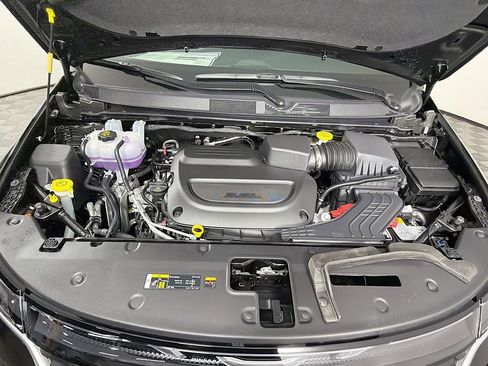 New 2027 Chrysler Pacifica Pinnacle w/ Theater Group AWD/4WD image 34