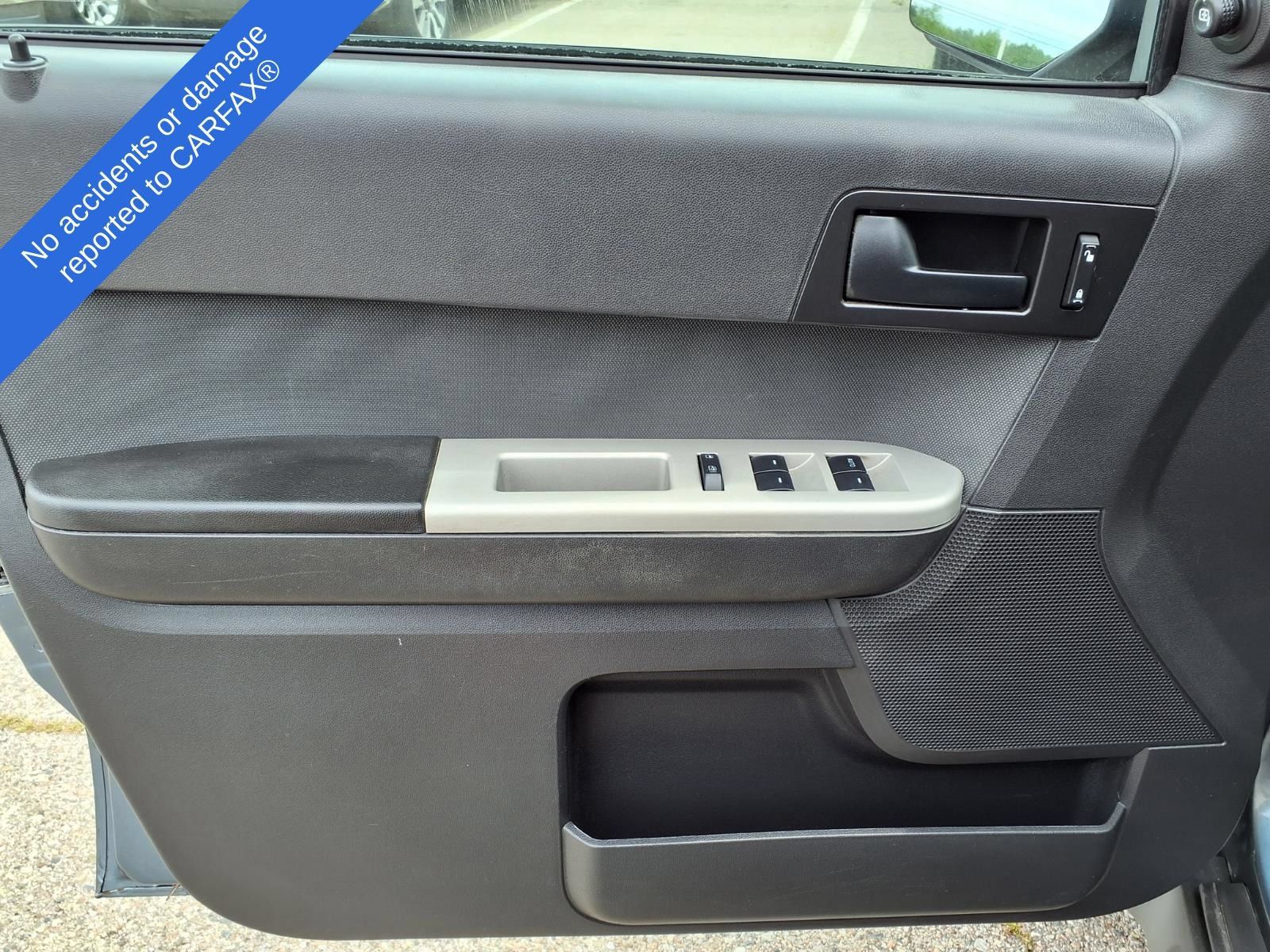 Used 2010 Ford Escape XLT FWD image 15