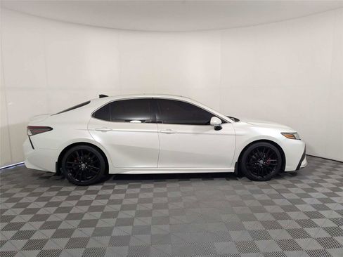 Used 2023 Toyota Camry XSE w/ Navigation Package FWD image 4