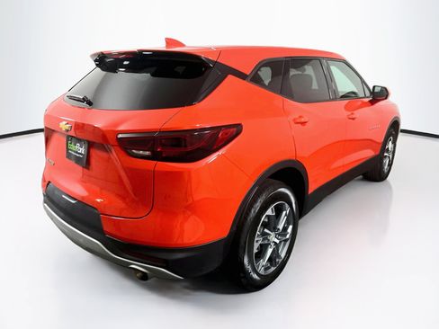 Used 2026 Chevrolet Blazer LT FWD image 9