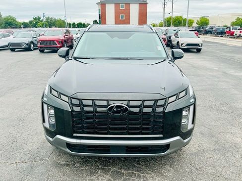 Used 2025 Hyundai Palisade SEL FWD image 3