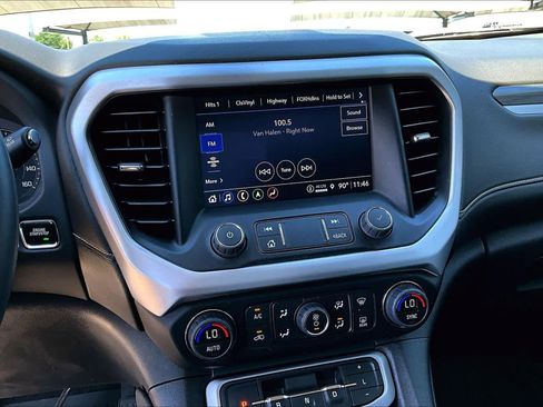 Used 2023 GMC Acadia SLT w/ Preferred Package AWD/4WD image 31