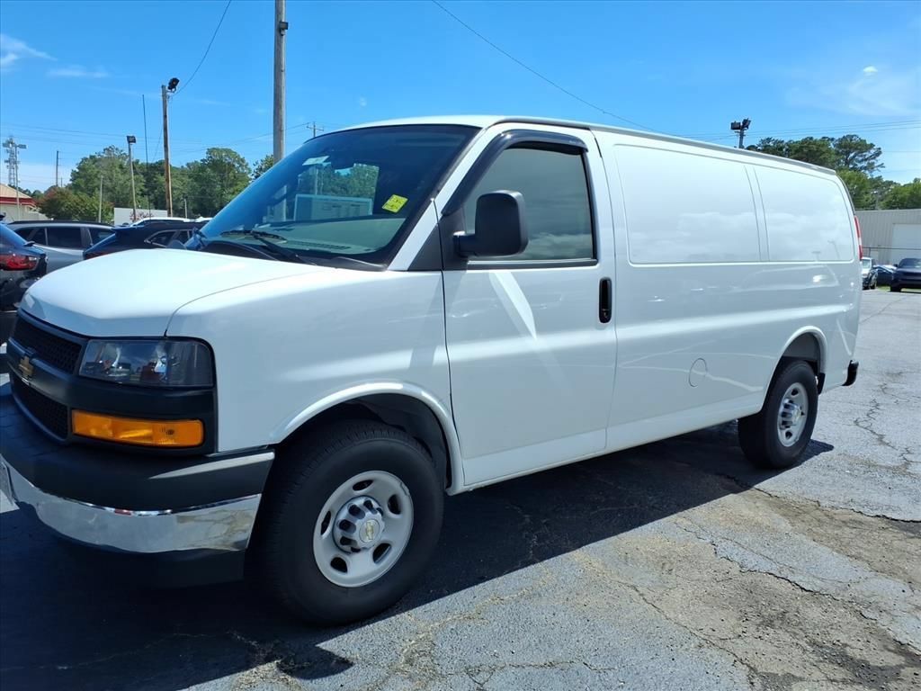 New 2026 Chevrolet Express 2500 w/ Driver Convenience Package RWD image 8