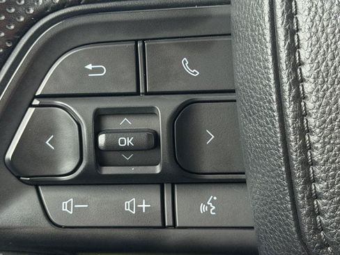 Used 2024 Toyota Tacoma SR5 AWD/4WD image 23