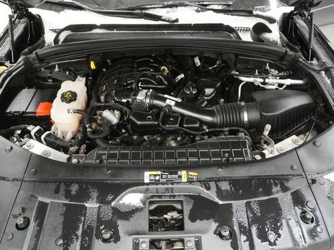 Used 2024 Jeep Grand Cherokee Limited image 30