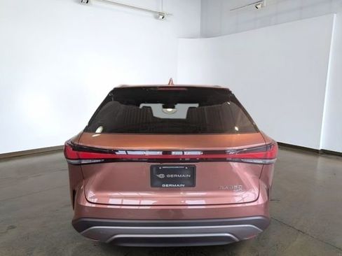 Used 2024 Lexus RX 350 Premium w/ Convenience Package AWD/4WD image 4