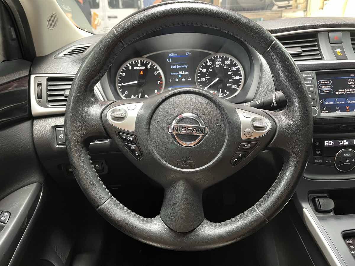 Used 2019 Nissan Sentra SV w/ Special Edition Package FWD image 11