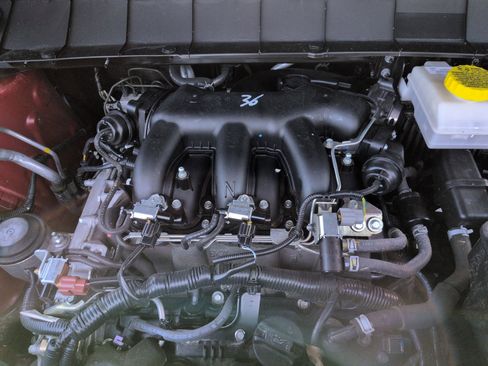 Used 2024 Nissan Pathfinder SV AWD/4WD image 36