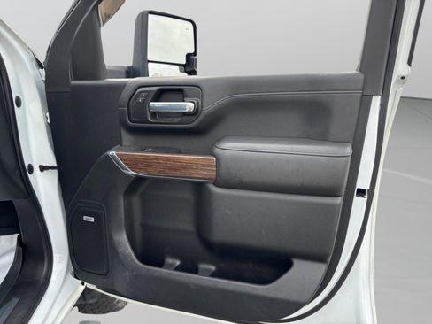 Used 2021 Chevrolet Silverado 2500 High Country w/ Z71 Off-Road Package image 47