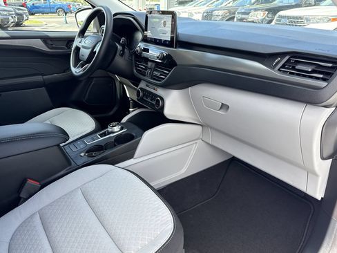 Certified 2026 Ford Escape Active AWD/4WD image 13