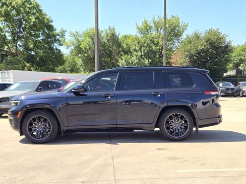 Used 2023 Jeep Grand Cherokee L Summit AWD/4WD image 7