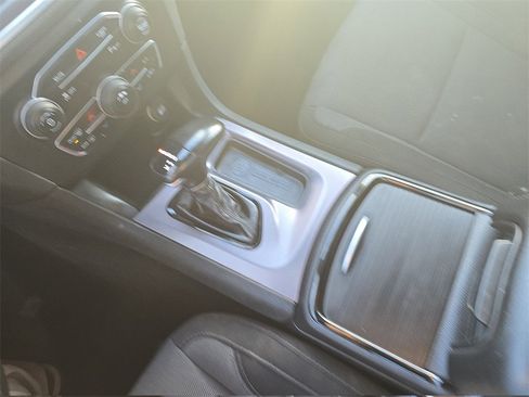 Used 2020 Dodge Charger SXT w/ Blacktop Package image 25