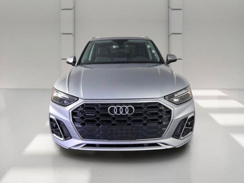 Used 2023 Audi Q5 2.0T Premium w/ Convenience Package AWD/4WD image 3