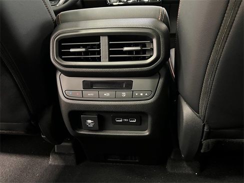 New 2025 Honda Pilot TrailSport image 28