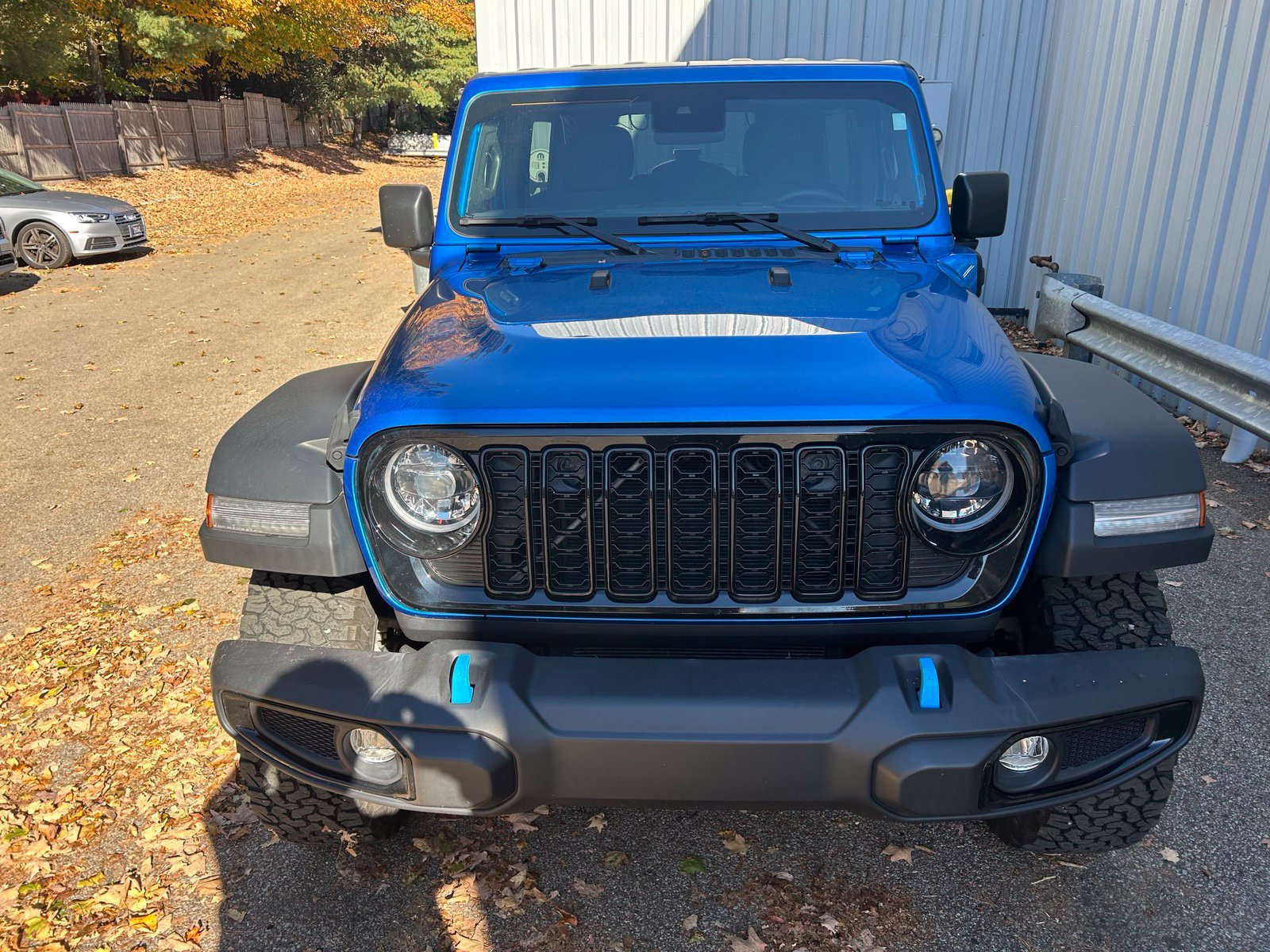 Used 2024 Jeep Wrangler Unlimited AWD/4WD image 2