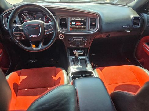 Used 2022 Dodge Charger Scat Pack w/ Plus Group RWD image 9