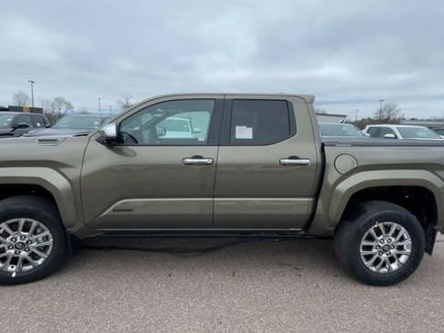 New 2026 Toyota Tacoma Limited AWD/4WD image 5