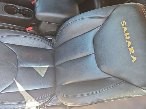 Used 2014 Jeep Wrangler Unlimited Sahara w/ Connectivity Group image 12