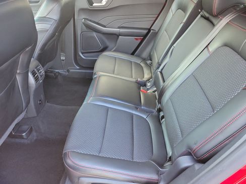 Used 2025 Ford Escape ST-Line w/ Cold Weather Package FWD image 12