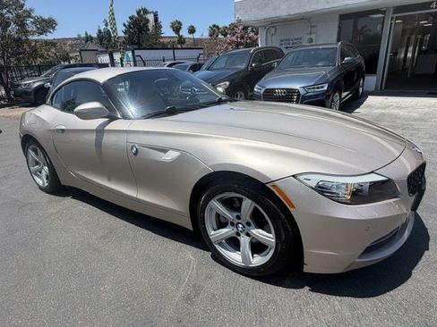 Used 2011 BMW Z4 sDrive30i RWD image 11