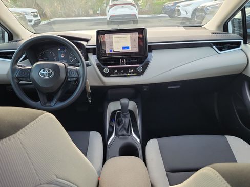 Used 2025 Toyota Corolla LE FWD image 16