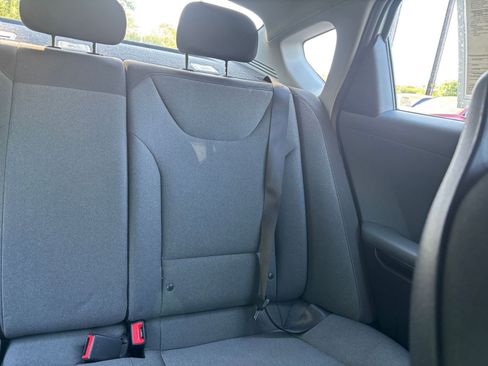 Used 2025 Kia K4 LXS FWD image 36