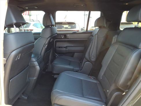 Certified 2025 Hyundai Santa Fe Calligraphy image 16