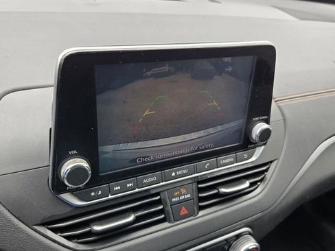 Used 2022 Nissan Altima 2.5 SR FWD image 19