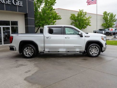 Used 2020 GMC Sierra 1500 SLT w/ SLT Premium Package AWD/4WD image 8