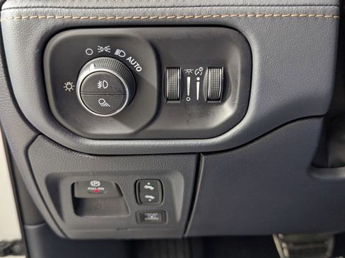 Used 2025 RAM 1500 Tungsten image 15