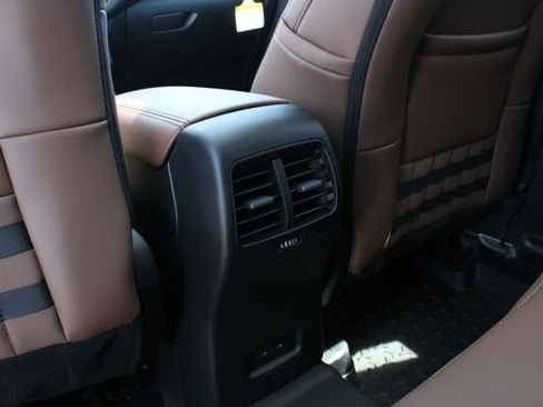 New 2026 Ford Bronco Sport Outer Banks w/ Outer Banks Tech Package+ AWD/4WD image 24