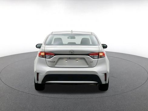 Used 2025 Toyota Corolla LE FWD image 8