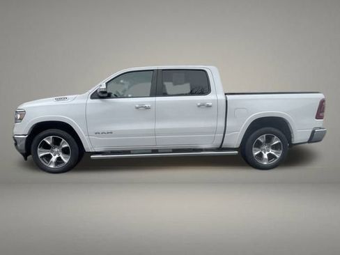 Used 2022 RAM 1500 Laramie AWD/4WD image 2