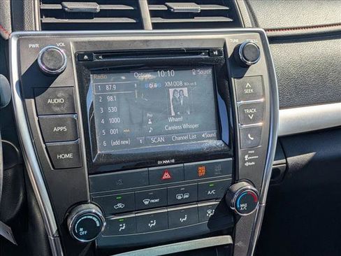 Used 2017 Toyota Camry SE FWD image 14