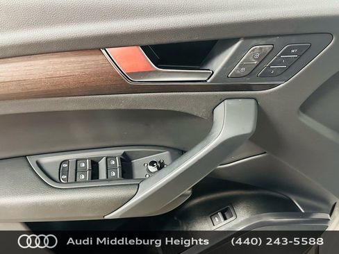 Used 2023 Audi Q5 2.0T Premium w/ Convenience Package image 25