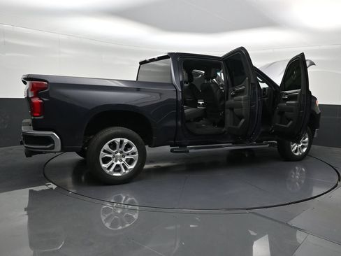 Used 2023 Chevrolet Silverado 1500 LTZ RWD image 31