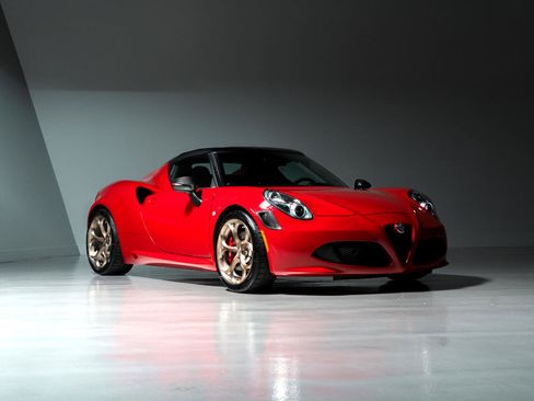 Used 2018 Alfa Romeo 4C Spider image 10